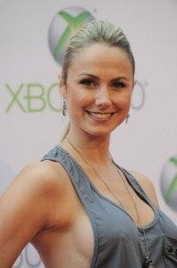 Νο bra αδελφέ! - ροζ τηλέφωνα