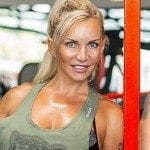 καυλιάρα ρωσίδα στις ροζ γραμμές