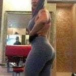 τη κωλάρα σου γαμάω και γουστάρω να τραβάω